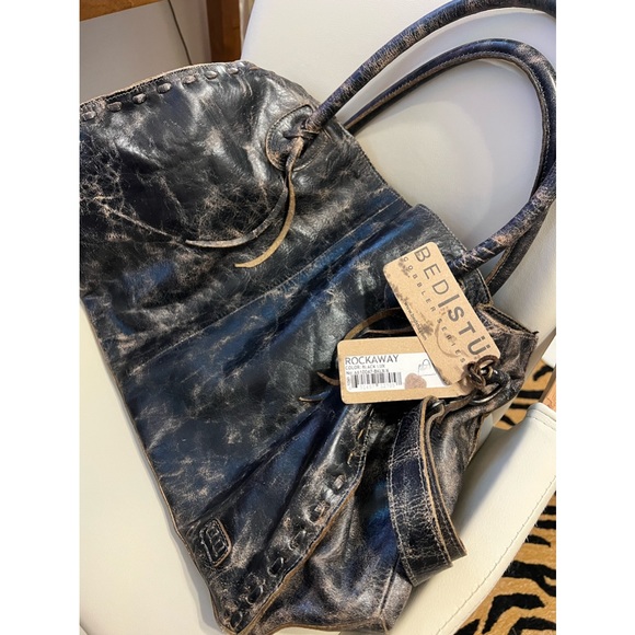 COPY - BED STU ROCKAWAY LEATHER BAG IN BLACK LUX - Picture 2 of 13